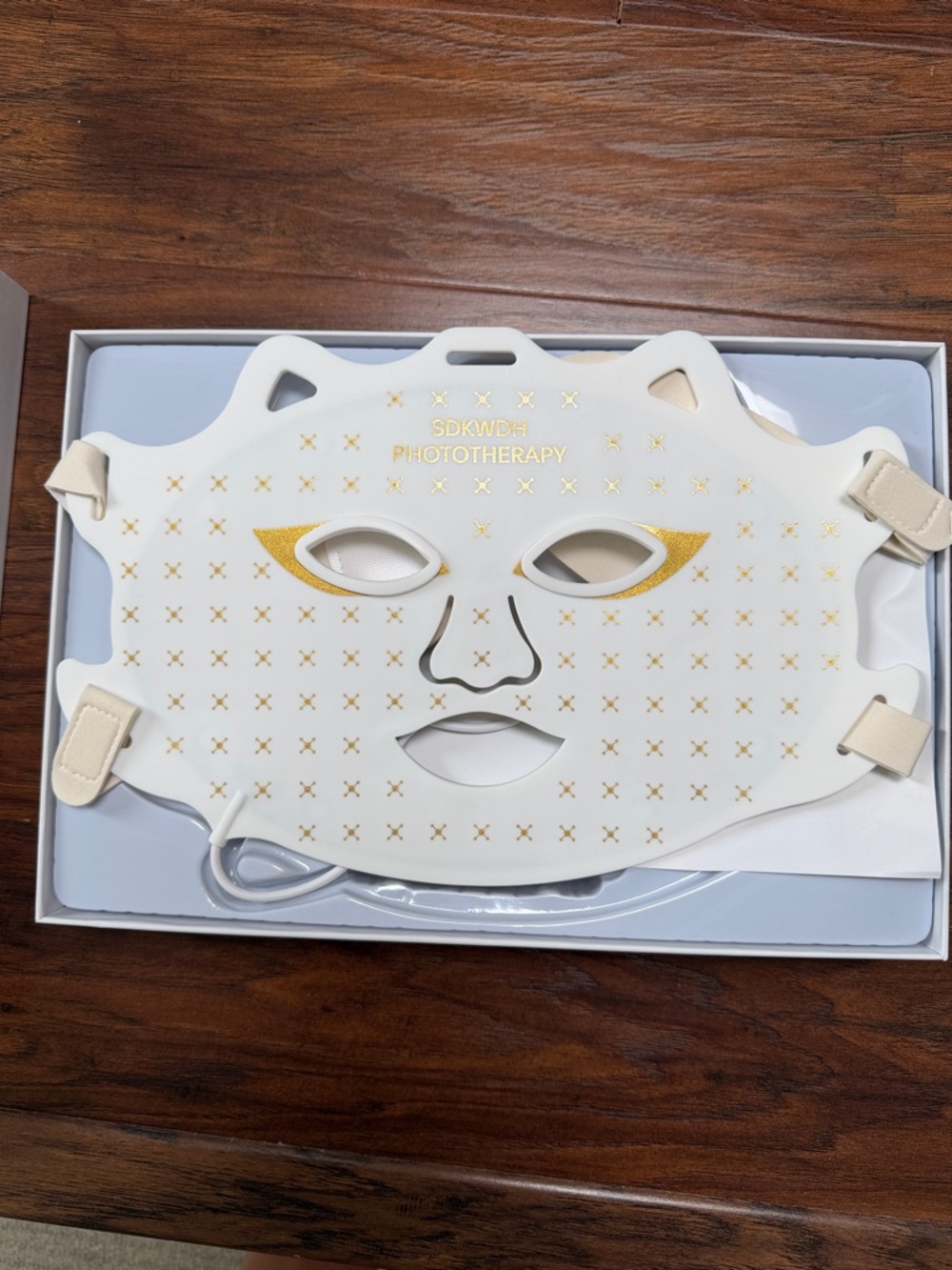7-1 Color Lights LED Beauty Mask - White/Gold